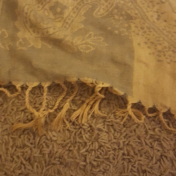 scarf - Picture 2 of 4